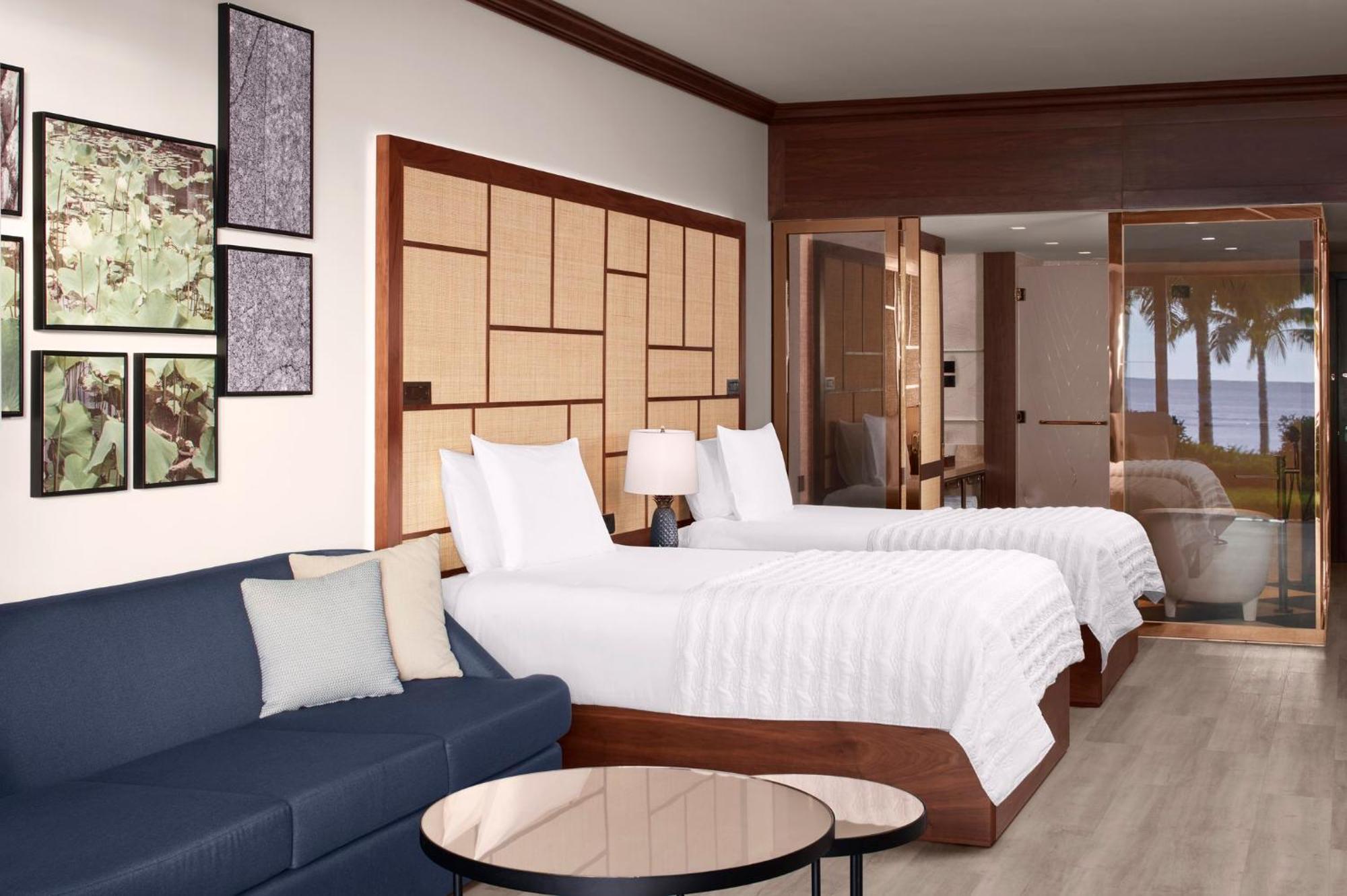 Le Meridien Ile Maurice Pointe aux Piments Εξωτερικό φωτογραφία A guest room at the Hilton San Diego Bayfront